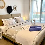 Gennadi Harmony Suites - 200 M From The Sea